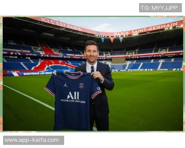 巴黎圣日耳曼将签下世界级射手梅西，引爆转会市场