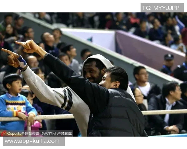 巴黎客场失利，小脚矮子落败勒沃库森，球迷期待未达成